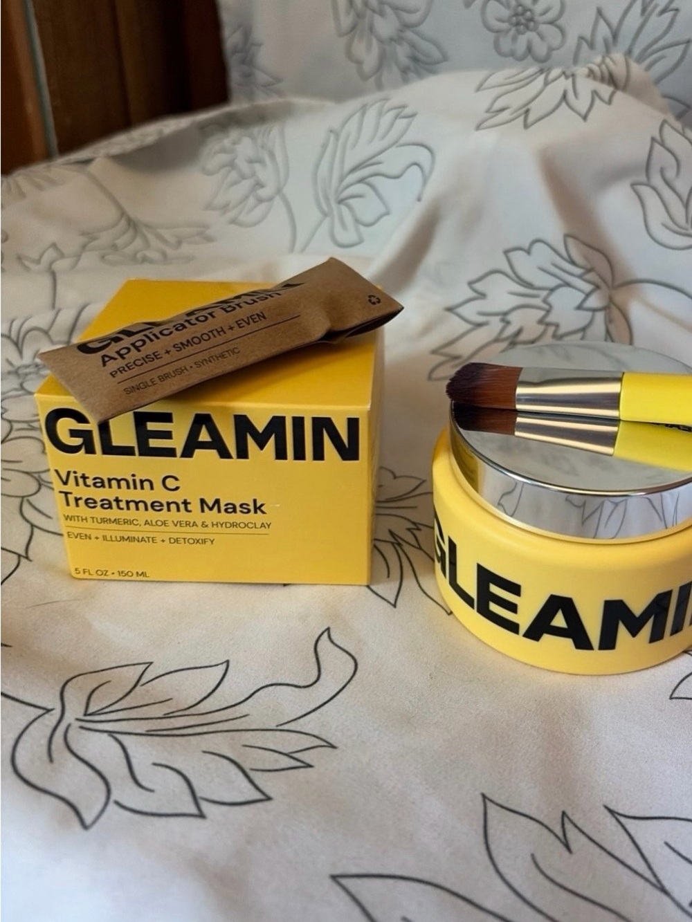 Vitamin C Treatment Mask —